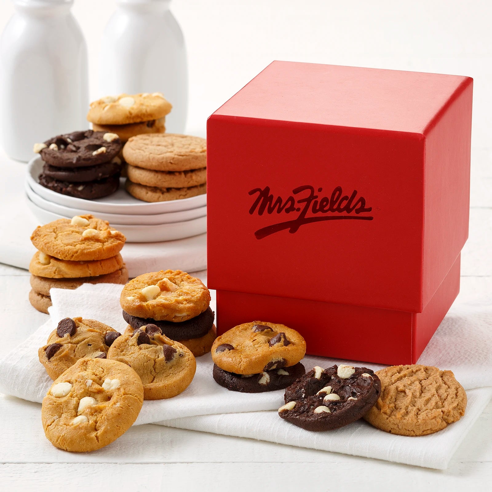 Crimson Mini Box | Mrs. Fields