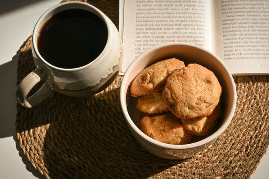 Brown Sugar Toffee Cookies: Chewy, Crackled & Deeply Caramelised